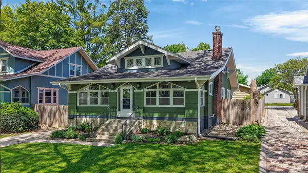1526 Thompson Avenue, Des Moines, IA 50316