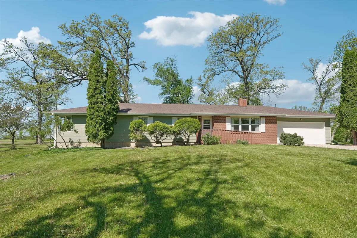 5185 W 58th Street N, Newton, IA 50208 - #1