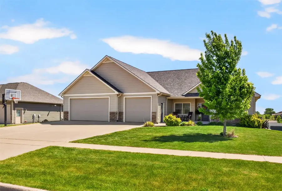 1102 Ridgetop Drive, Huxley, IA 50124 - #2