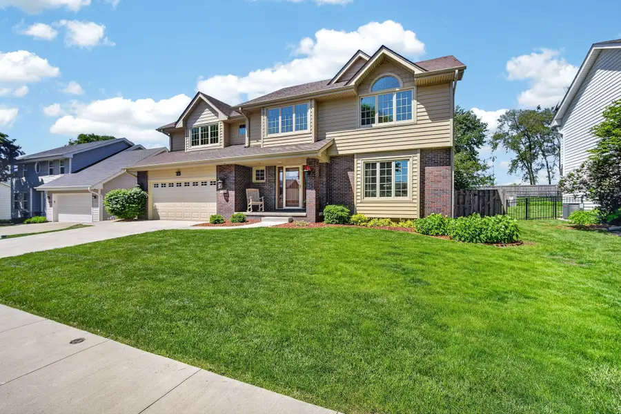 4314 101st Street, Urbandale, IA 50322 - #2