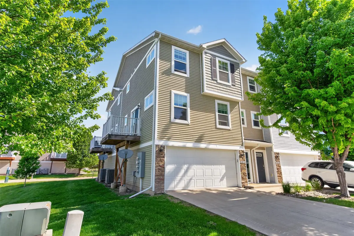 4854 NE Mcdougal Lane, Ankeny, IA 50021 - #1