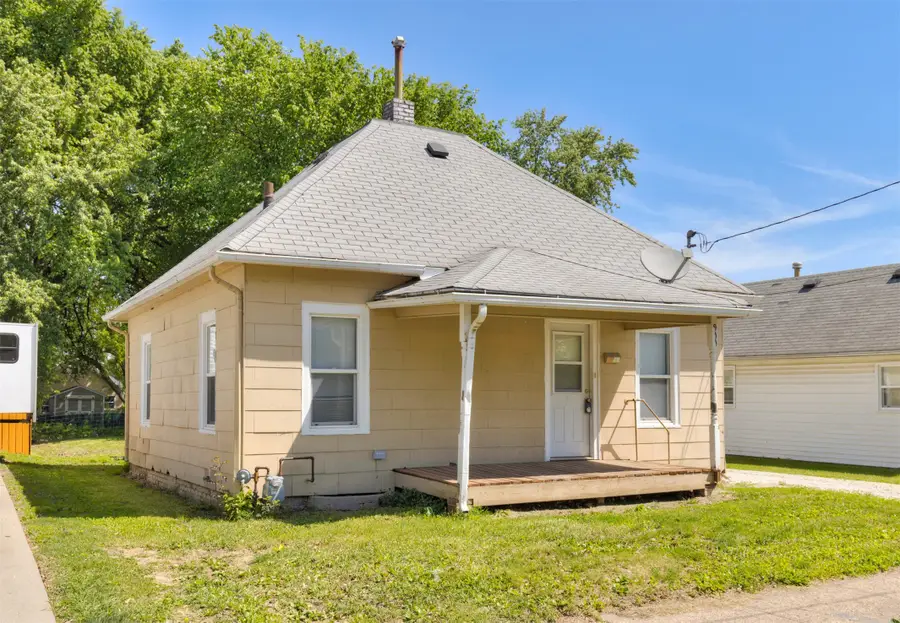 911 Leland Avenue, Des Moines, IA 50315 - #3