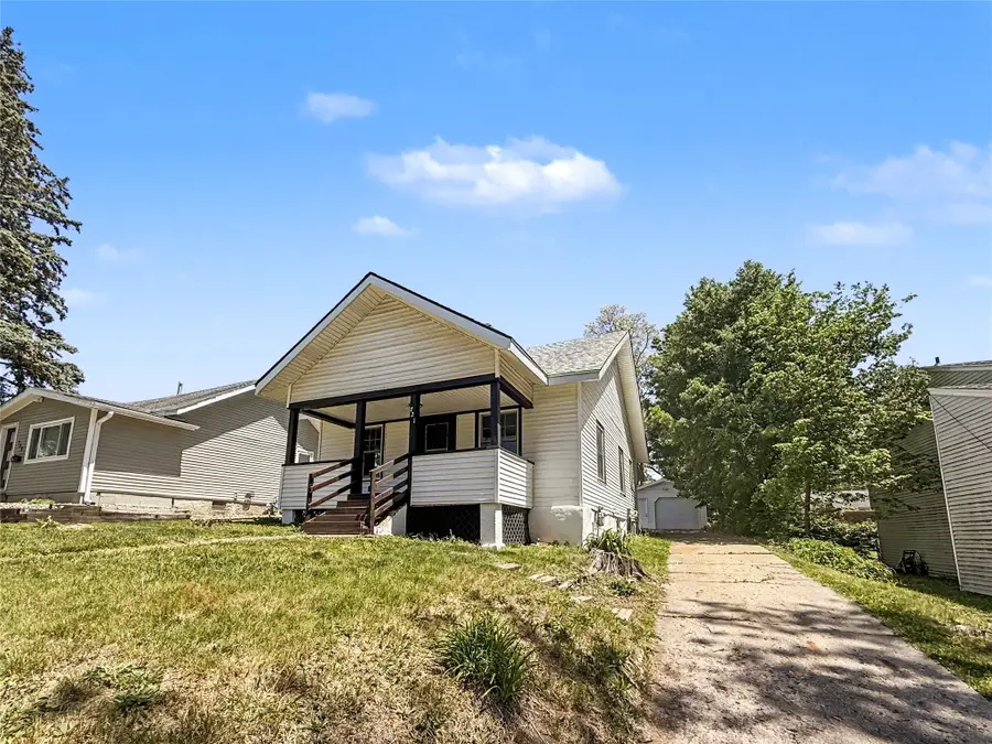 721 27th Street, Des Moines, IA 50312 - #2