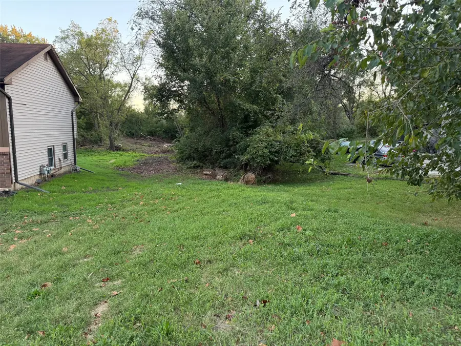 705 E Watrous Avenue, Des Moines, IA 50315 - #3