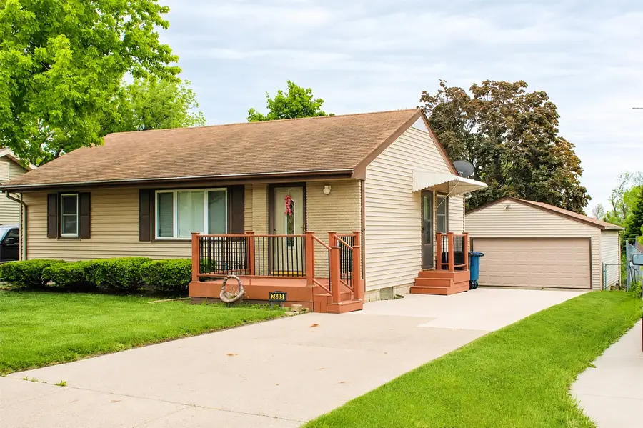 2603 E Sheridan Avenue, Des Moines, IA 50317 - #2