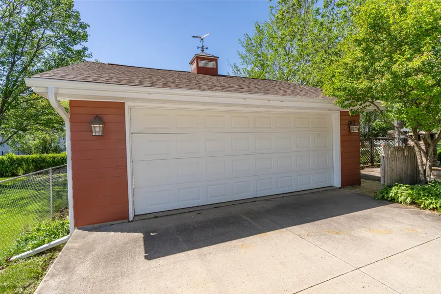 524 W Benton Street, Winterset, IA 50273 - #3