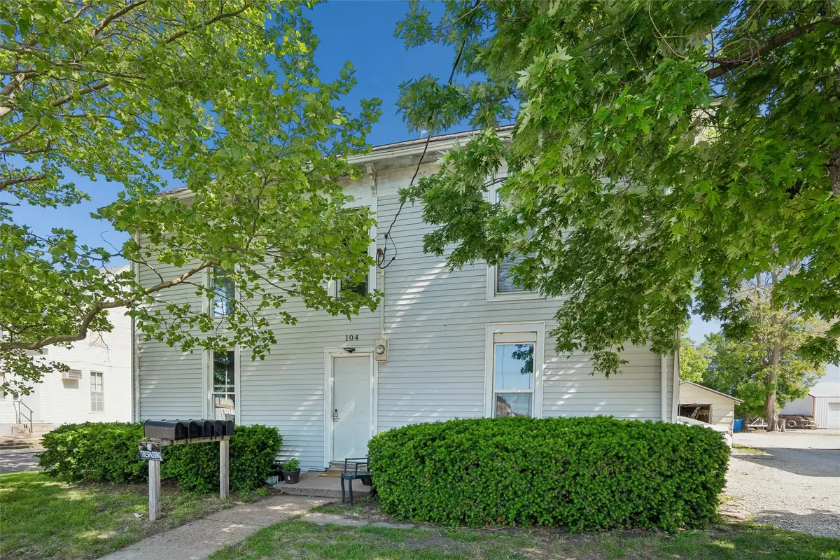 104 E Boston Avenue, Indianola, IA 50125 - #1