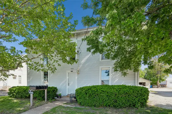 104 E Boston Avenue, Indianola, IA 50125