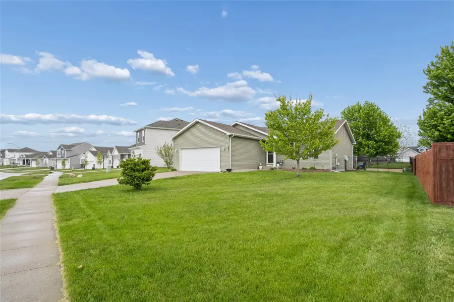 1201 Michael Street Se, Bondurant, IA 50035 - #3