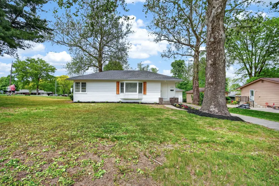 1721 Woodland Avenue, West Des Moines, IA 50265 - #2