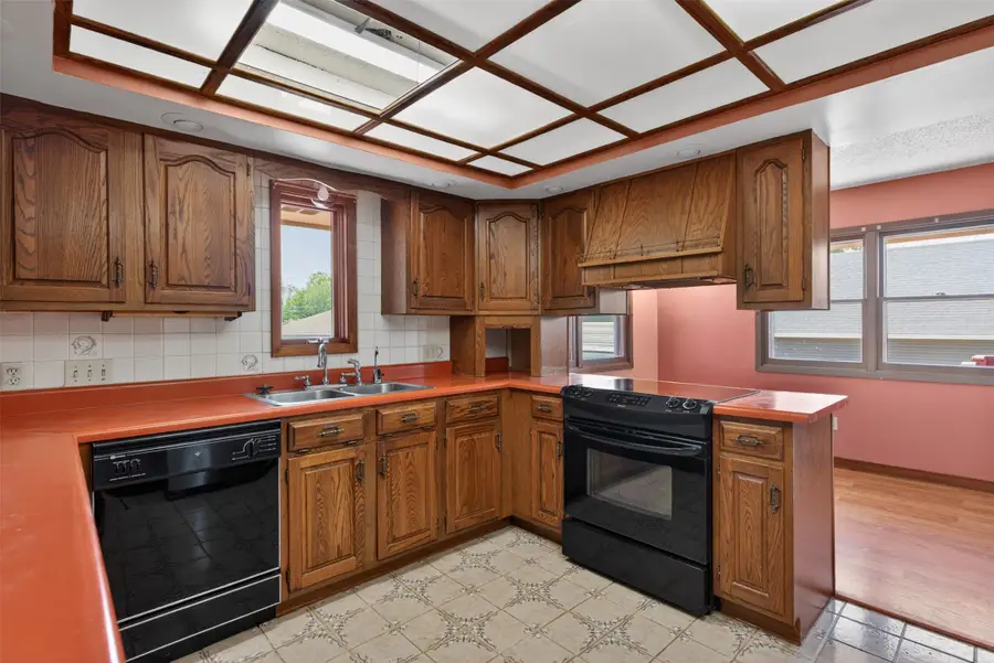851 SE 60th Street, Pleasant Hill, IA 50327 - #3
