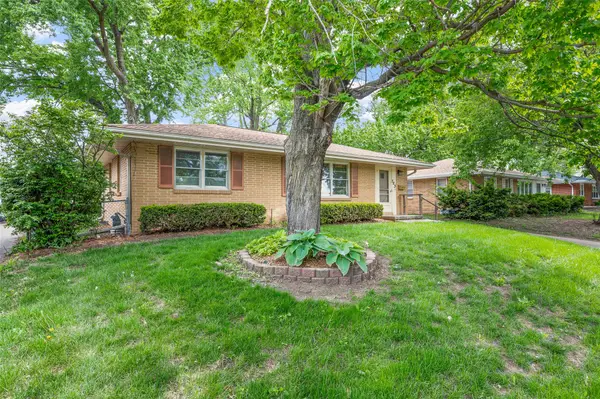 723 19th Street, West Des Moines, IA 50265