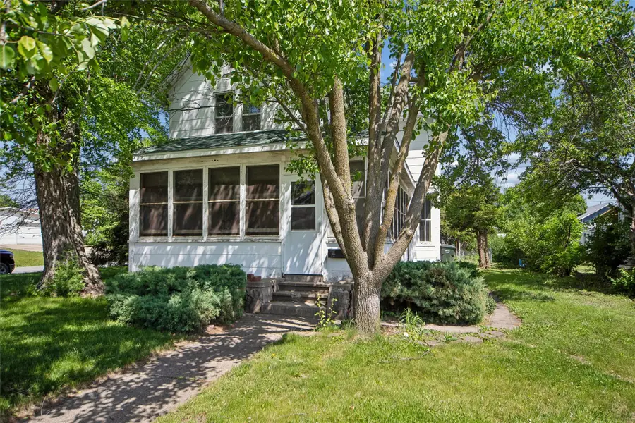 604 Willis Avenue, Perry, IA 50220 - #3