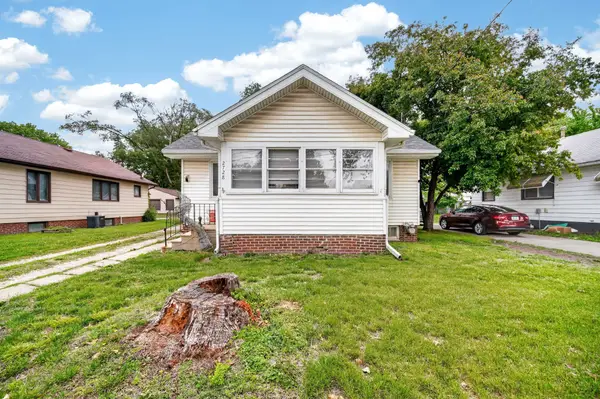 2728 Des Moines Street, Des Moines, IA 50317