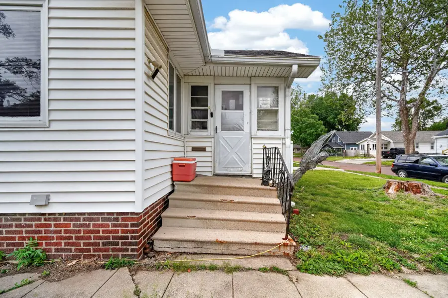 2728 Des Moines Street, Des Moines, IA 50317 - #3