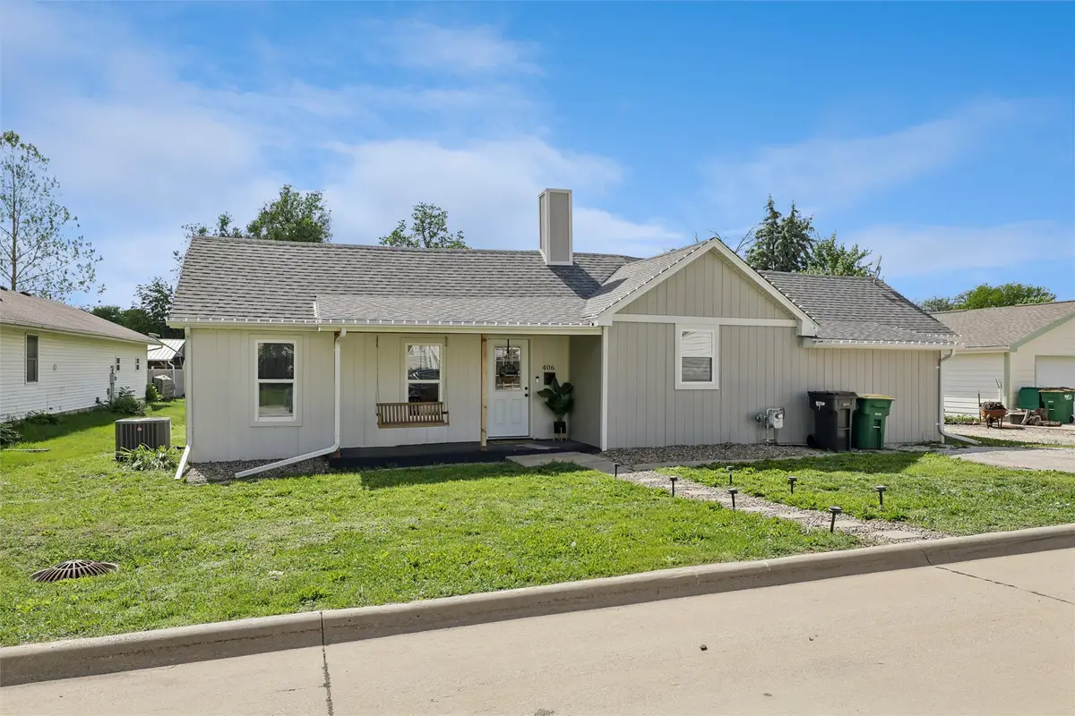 406 N 7th Street, Winterset, IA 50273 - #1