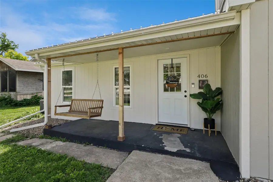 406 N 7th Street, Winterset, IA 50273 - #3