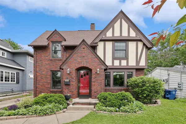 2009 Beaver Avenue, Des Moines, IA 50310