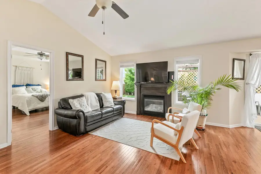 4715 NE Briarwood Drive, Ankeny, IA 50021 - #2