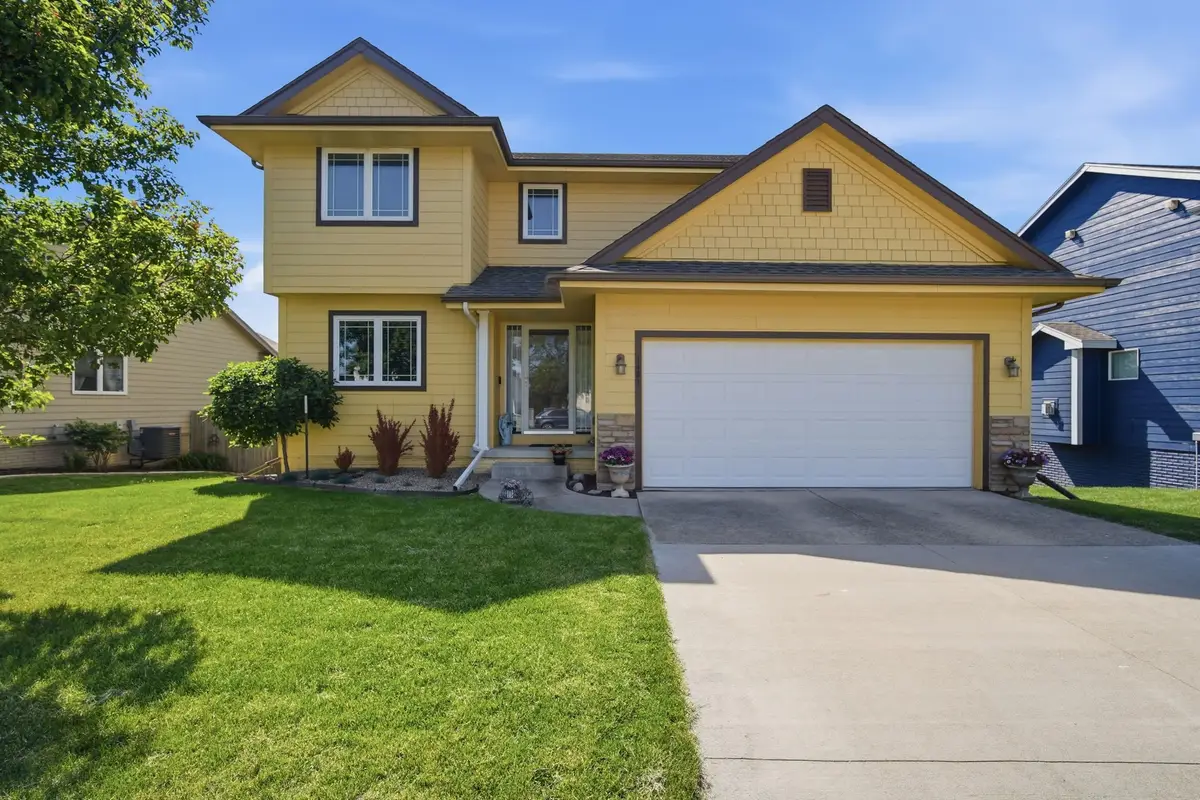 1421 93rd Street, West Des Moines, IA 50266 - #1