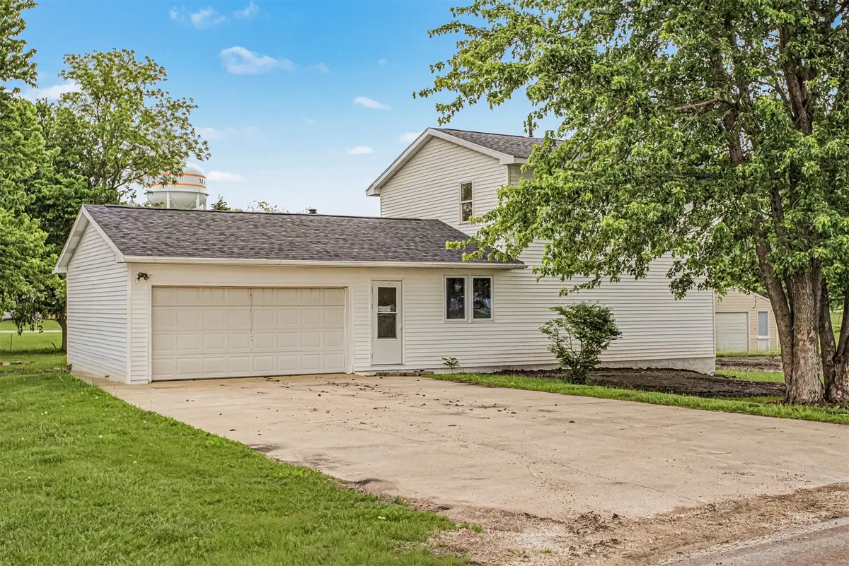 325 N Locust Street, Madrid, IA 50156 - #1