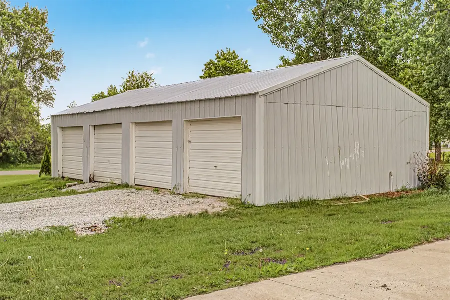 325 N Locust Street, Madrid, IA 50156 - #3