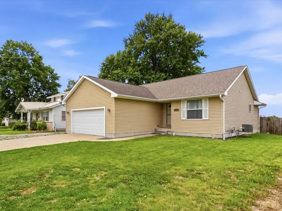 212 N 5th Street, Milo, IA 50166 - #2