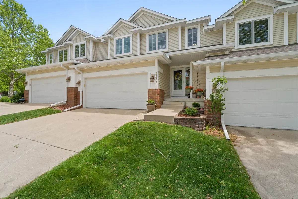 4465 Zilker Drive, Pleasant Hill, IA 50327 - #1