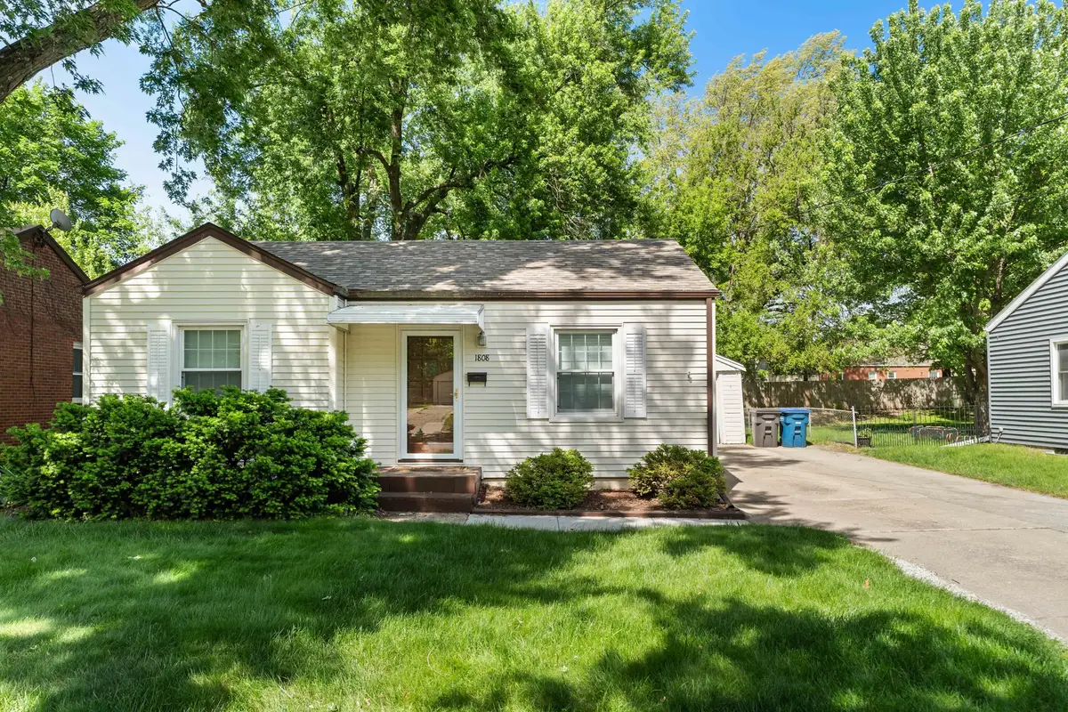 1808 55th Street, Des Moines, IA 50310 - #1