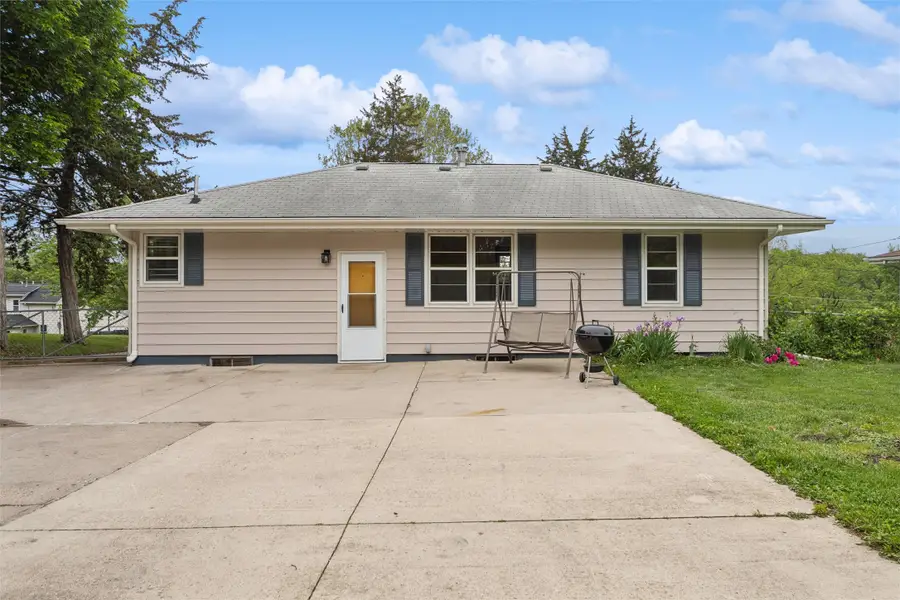 119 E Pleasant View Drive, Des Moines, IA 50315 - #3