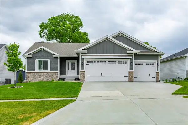 10922 Westport Drive, West Des Moines, IA 50266