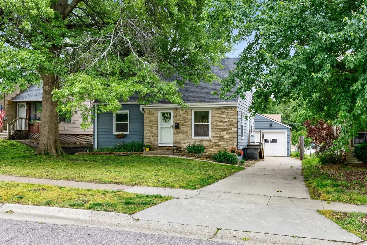 1309 Broad Street, Des Moines, IA 50315 - #1