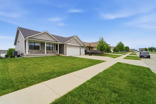 1305 NW Sunset Lane, Grimes, IA 50111