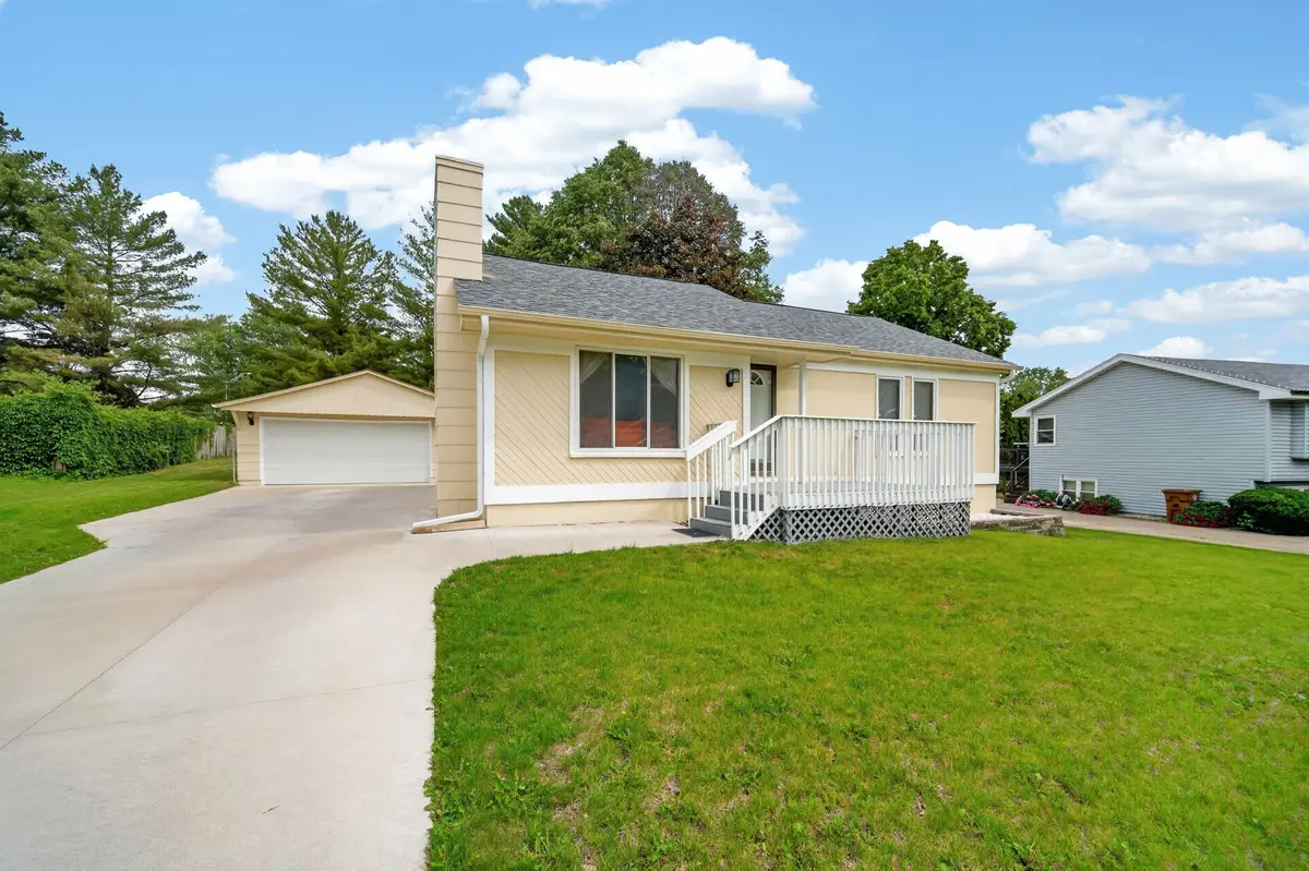 9701 Monroe Court, Urbandale, IA 50322 - #1