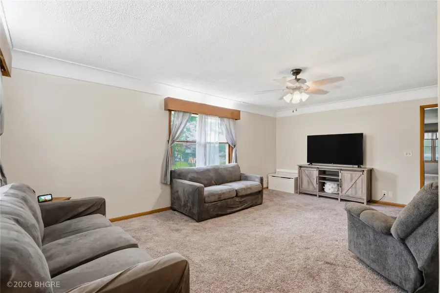 903 E 1st Avenue, Indianola, IA 50125 - #3