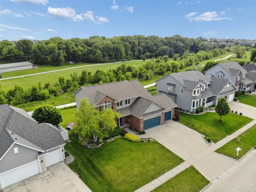 15614 Ridgemont Drive, Urbandale, IA 50323 - #2