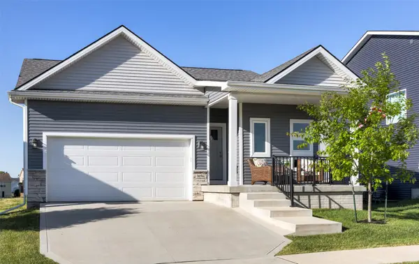 1656 Howard Drive, Norwalk, IA 50211