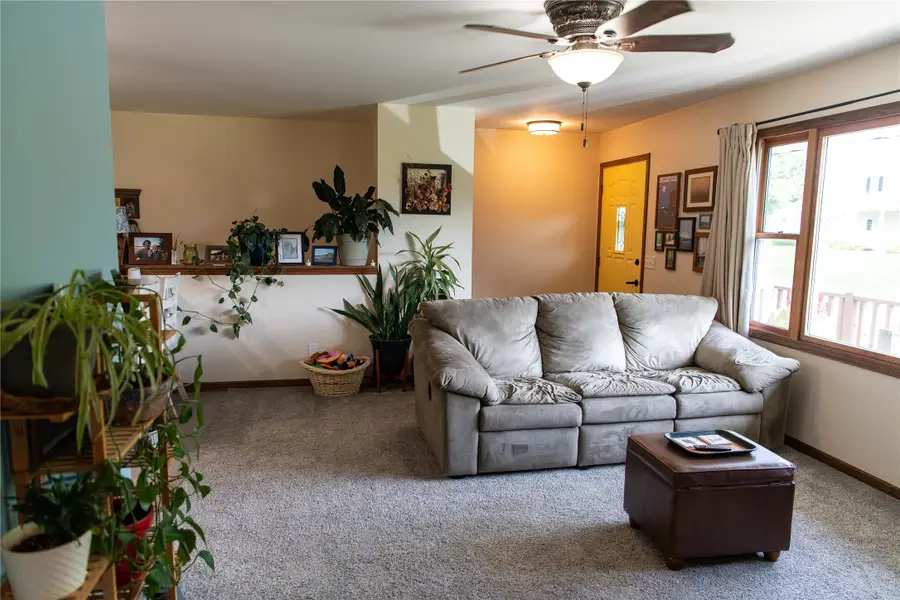 501 E Washington Street, Monroe, IA 50170 - #3