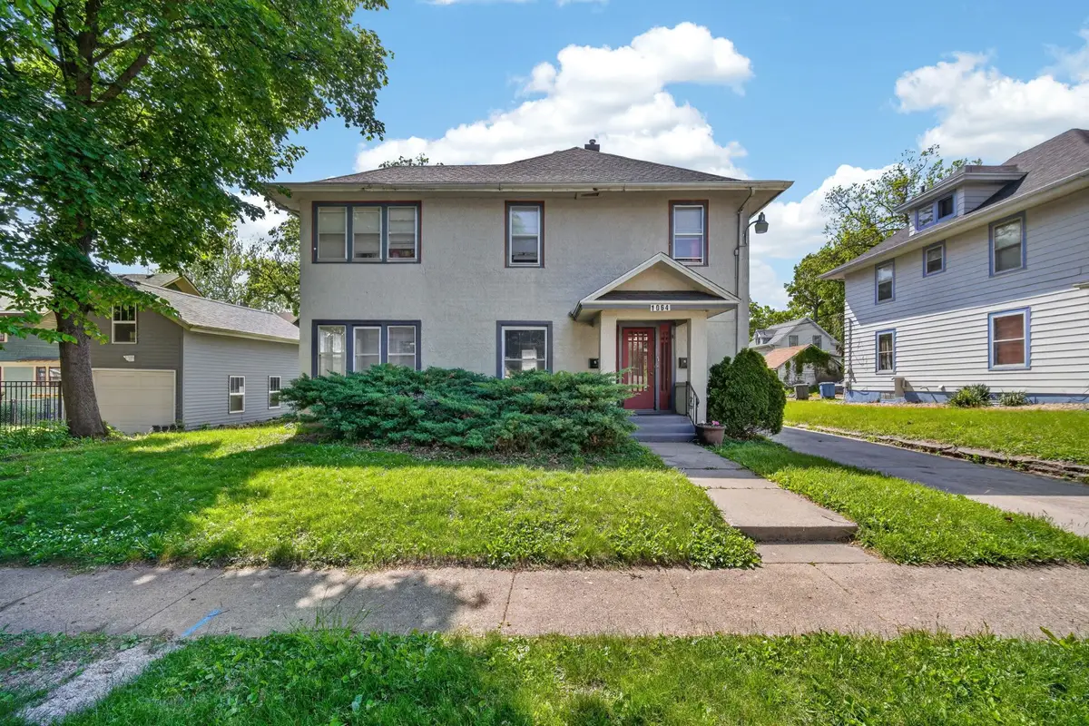 1064 27th Street, Des Moines, IA 50311 - #1