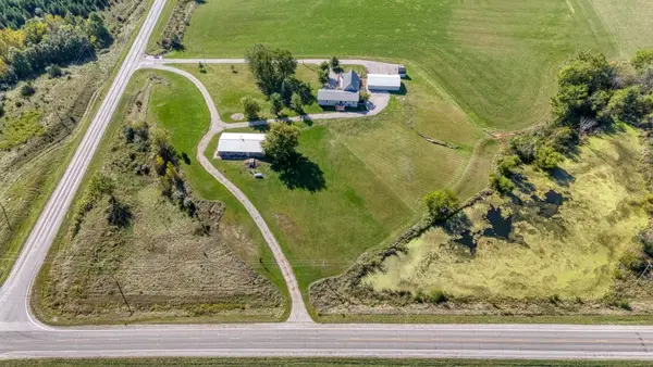 10551 160th Street, Moravia, IA 52571