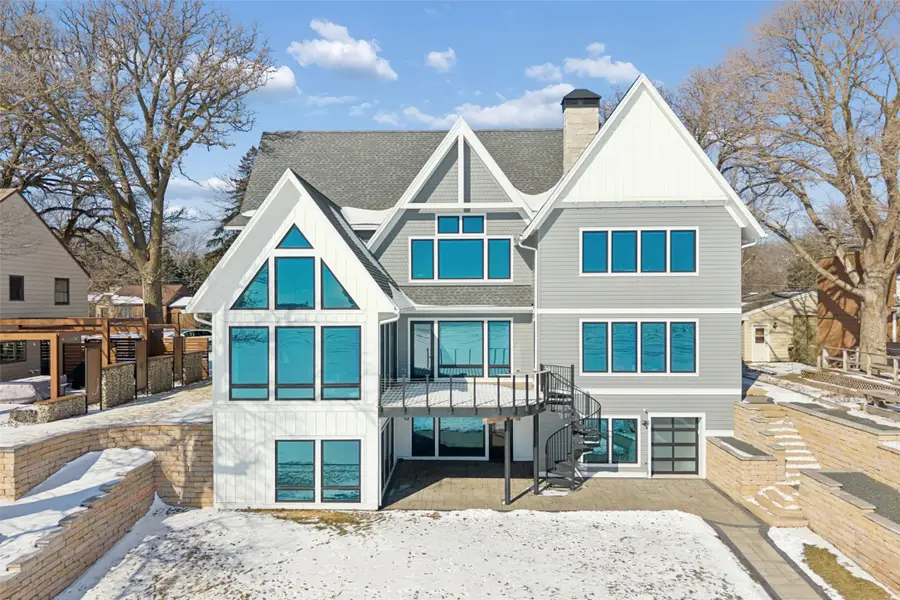 1811 N Shore Drive, Clear Lake, IA 50428 - #2