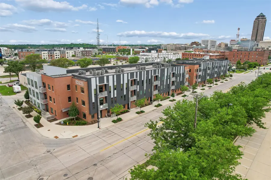 450 SW 7th Street #204, Des Moines, IA 50309 - #2