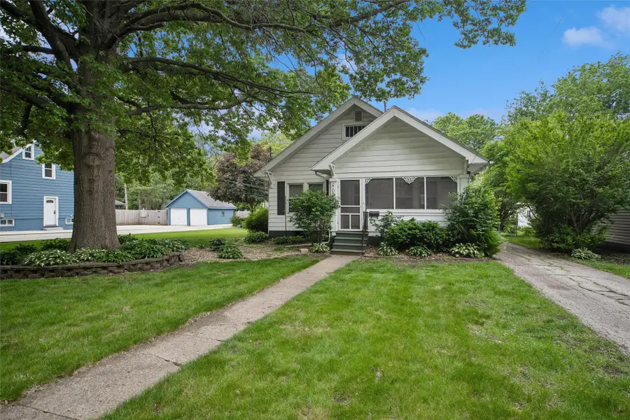 2708 50th Street, Des Moines, IA 50310 - #3