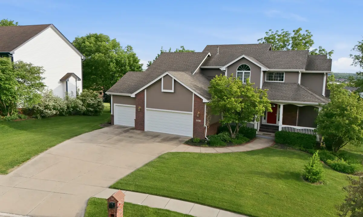 5512 Garrison Court, Johnston, IA 50131 - #1