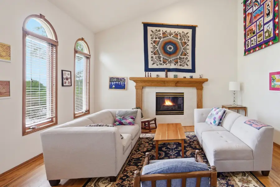 5512 Garrison Court, Johnston, IA 50131 - #2