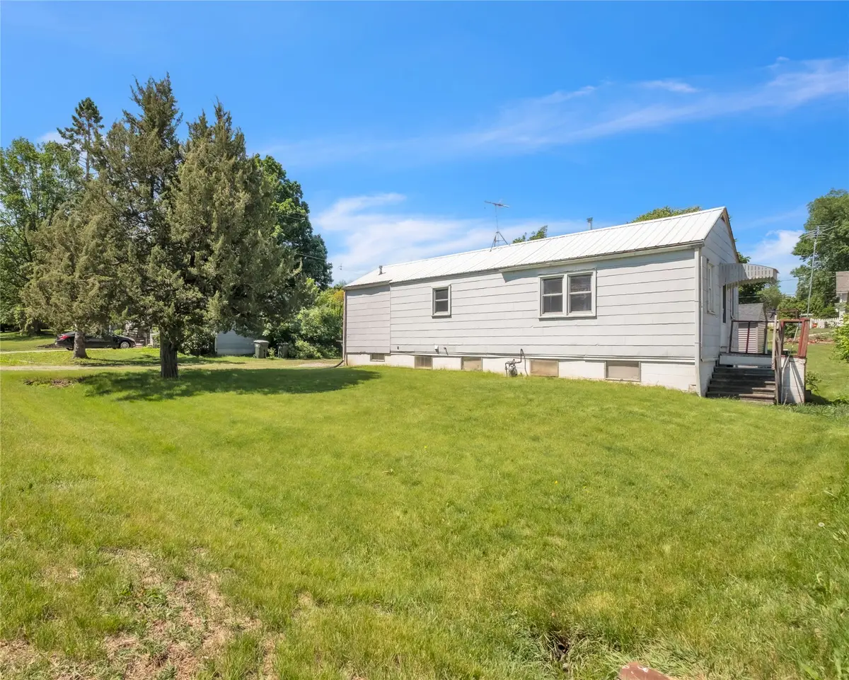 104 6th Avenue, Sully, IA 50251 - #1