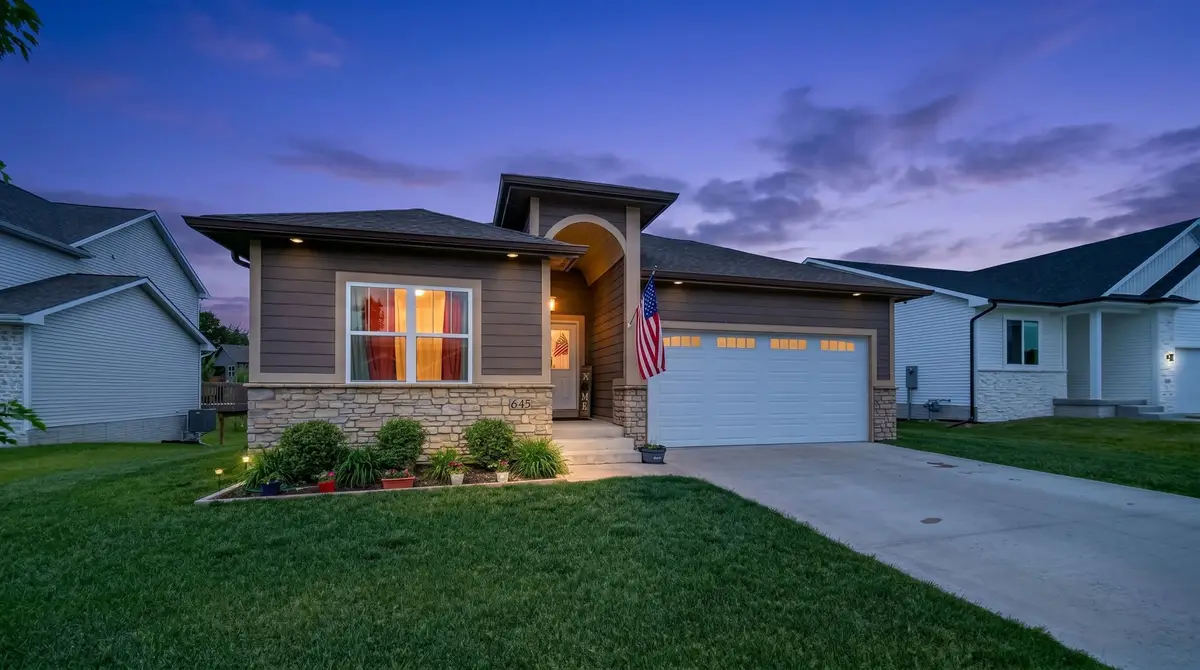 645 Pine Avenue, Norwalk, IA 50211 - #1
