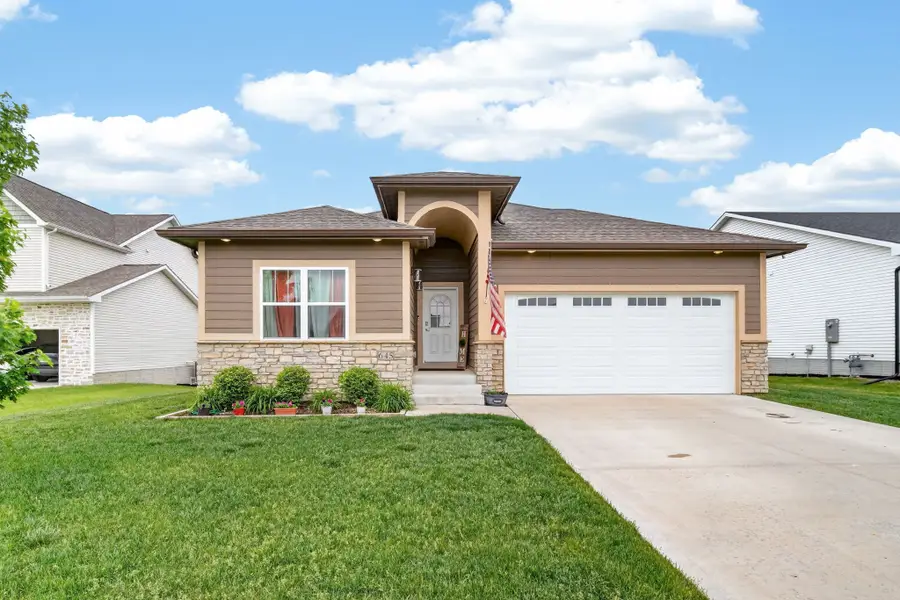 645 Pine Avenue, Norwalk, IA 50211 - #2