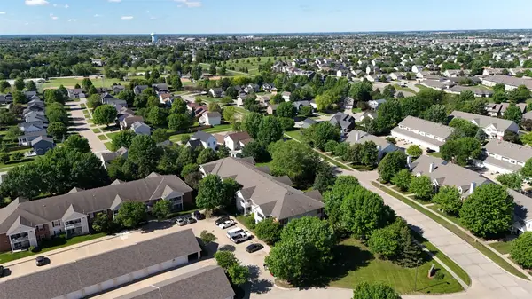 2153 NW 159th Street #56, Clive, IA 50325
