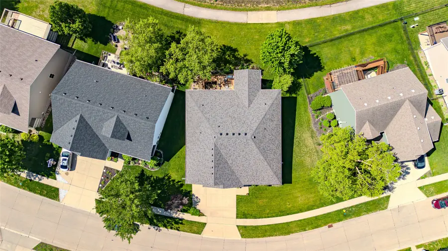160 Broderick Drive, Waukee, IA 50263 - #3